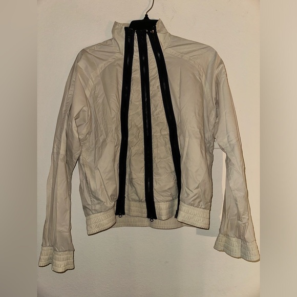Adidas by Stella McCartney women’s cream nylon 3 zip front lightweight jacket S - Picture 4 of 14
